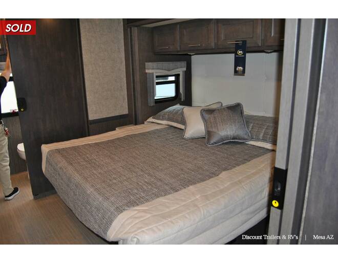 2021 Thor Challenger Ford F-53 37FH Class A at Luxury RV's of Arizona STOCK# M105 Photo 23