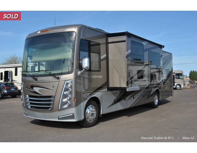 2021 Thor Challenger Ford F-53 35MQ Class A at Luxury RV's of Arizona STOCK# M108 Photo 3
