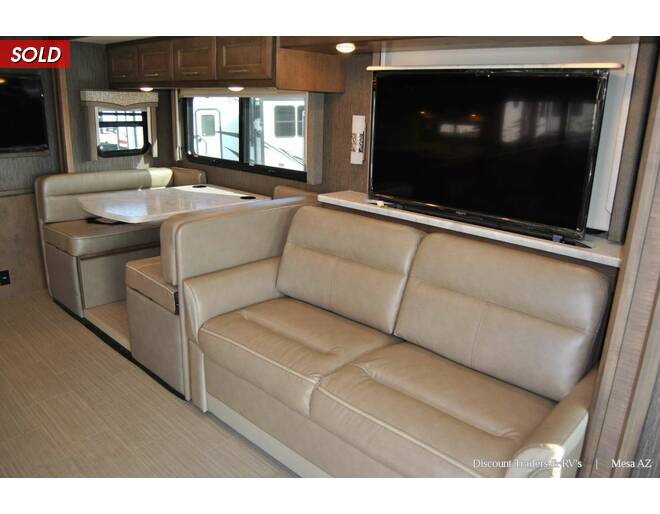 2021 Thor Challenger Ford F-53 35MQ Class A at Luxury RV's of Arizona STOCK# M108 Photo 12