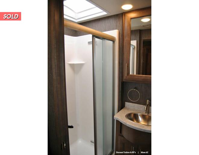 2021 Thor Challenger Ford F-53 35MQ Class A at Luxury RV's of Arizona STOCK# M108 Photo 23