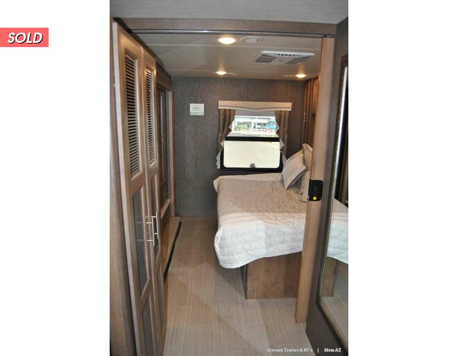 2021 Thor Challenger Ford F-53 35MQ Class A at Luxury RV's of Arizona STOCK# M108 Photo 28