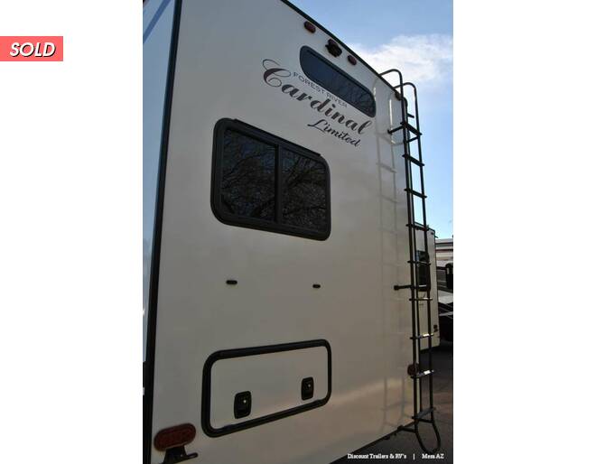 2021 Cardinal Limited 352BHLE Fifth Wheel at Luxury RV's of Arizona STOCK# T696 Photo 8