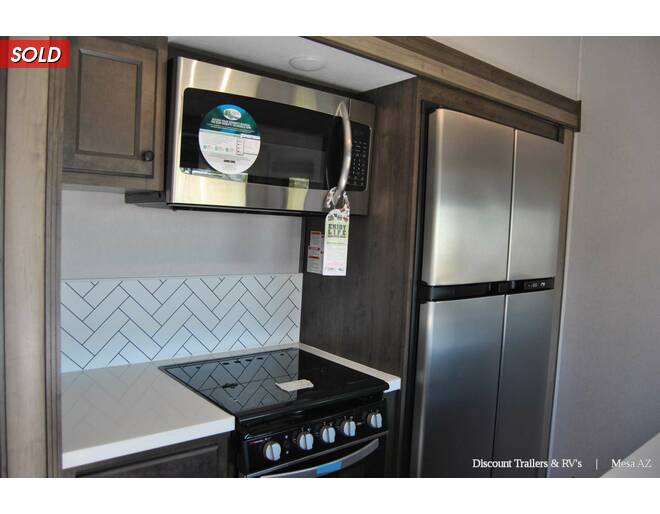 2021 Cardinal Limited 352BHLE Fifth Wheel at Luxury RV's of Arizona STOCK# T696 Photo 21