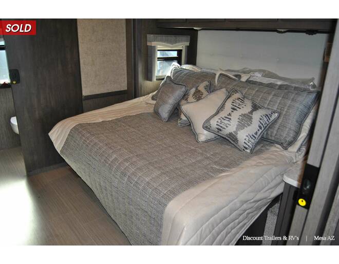 2021 Thor Challenger Ford F-53 37FH Class A at Luxury RV's of Arizona STOCK# M118 Photo 17