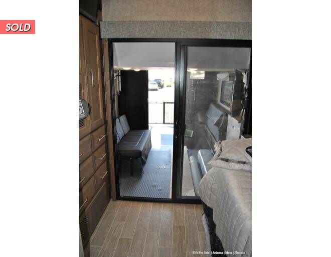 2022 Thor Outlaw Ford Toy Hauler 38KB Class A at Luxury RV's of Arizona STOCK# M135 Photo 40