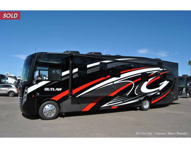 2022 Thor Outlaw Ford Toy Hauler 38MB Class A at Luxury RV's of Arizona STOCK# M142 Photo 4