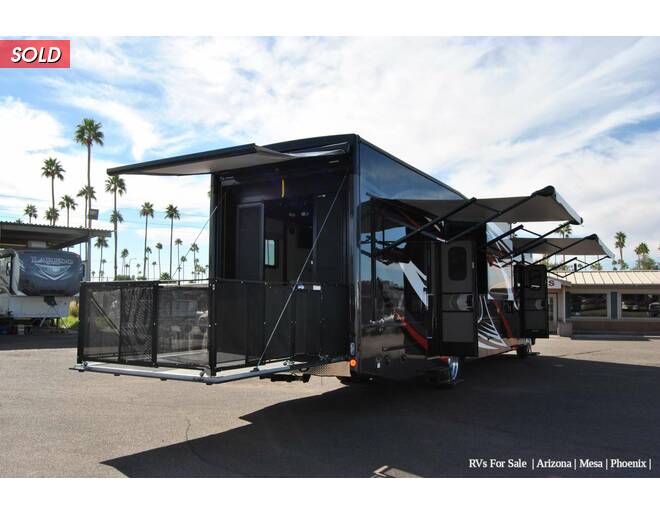 2022 Thor Outlaw Ford F-53 Toy Hauler 38MB Class A at Luxury RV's of Arizona STOCK# M142 Photo 32