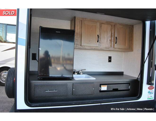 2022 Palomino SolAire Ultra Lite 258RBSS Travel Trailer at Luxury RV's of Arizona STOCK# T824 Photo 10