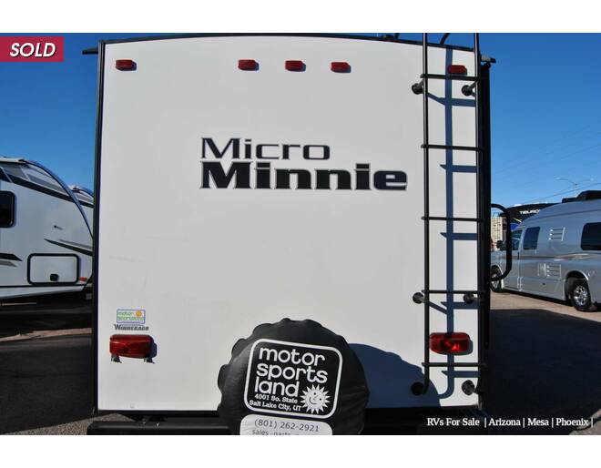 2017 Winnebago Micro Minnie 1706FB Travel Trailer at Luxury RV's of Arizona STOCK# U905 Photo 9