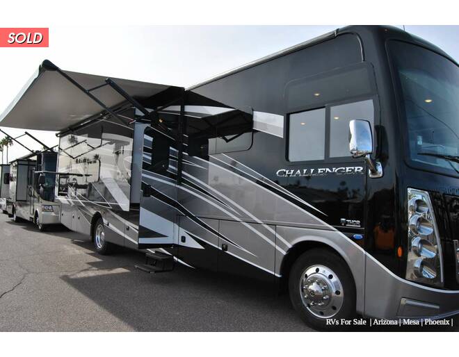2022 Thor Challenger Ford 37DS Class A at Luxury RV's of Arizona STOCK# M146 Photo 5
