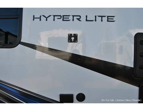 2022 XLR Hyper Lite 3016