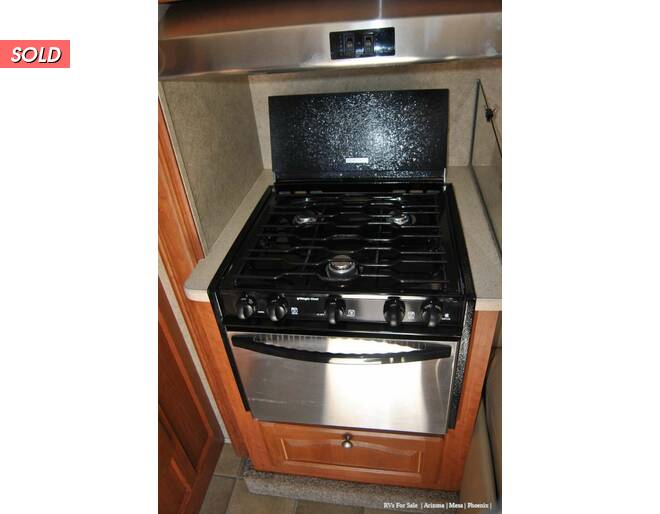2010 Forester Ford 2861DS Class C at Luxury RV's of Arizona STOCK# U956 Photo 16
