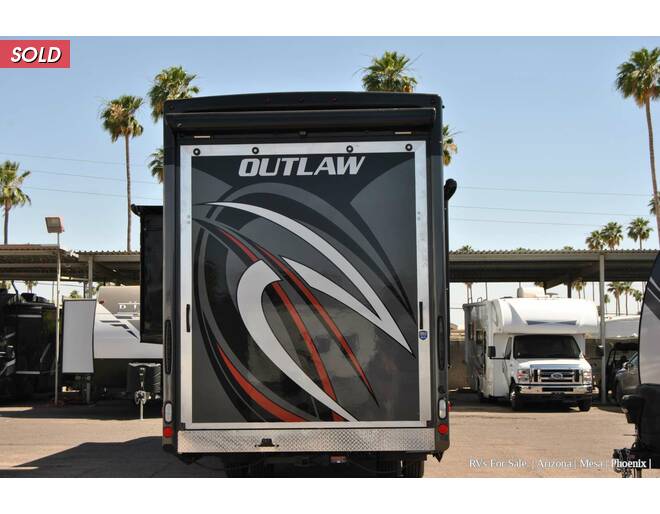 2022 Thor Outlaw 38KB Class A at Luxury RV's of Arizona STOCK# M156 Photo 8