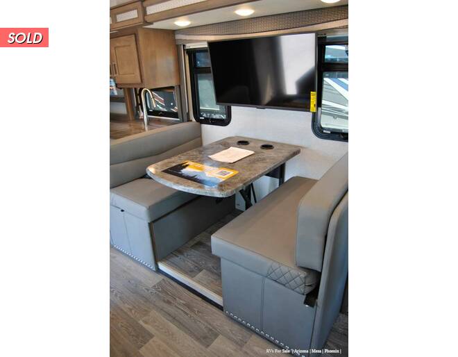 2023 Thor Outlaw 38KB Class A at Luxury RV's of Arizona STOCK# M166 Photo 8