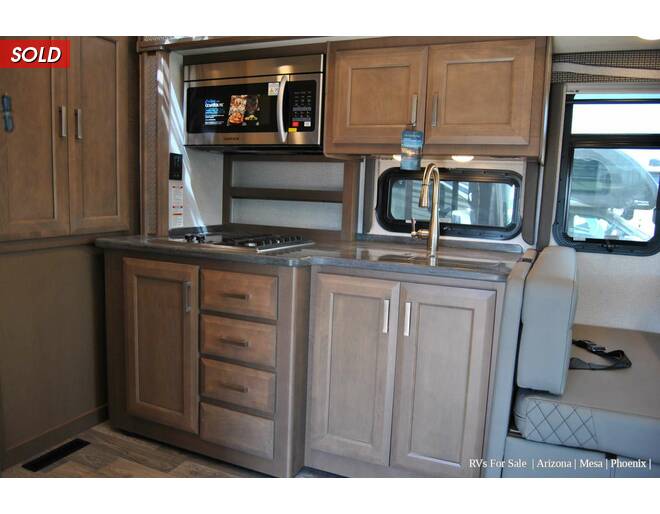 2023 Thor Outlaw 38KB Class A at Luxury RV's of Arizona STOCK# M166 Photo 12