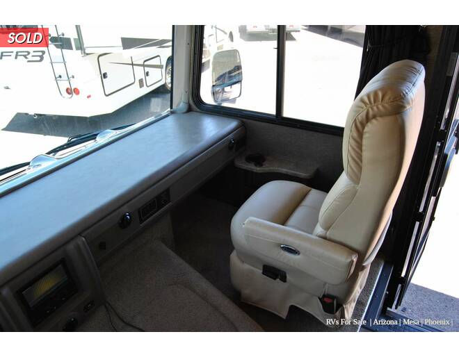 2014 Fleetwood Bounder Ford 36H Class A at Luxury RV's of Arizona STOCK# U959 Photo 10