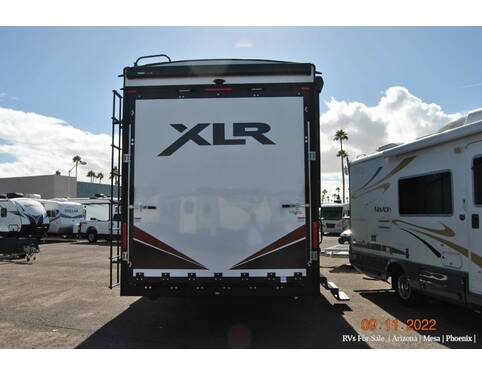 2022 XLR Nitro 407 Fifth Wheel at Luxury RV's of Arizona STOCK# T899 Photo 4