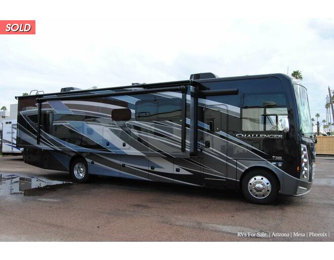 2023 Thor Challenger Ford F-53 35MQ Class A at Luxury RV's of Arizona STOCK# M182 Photo 2