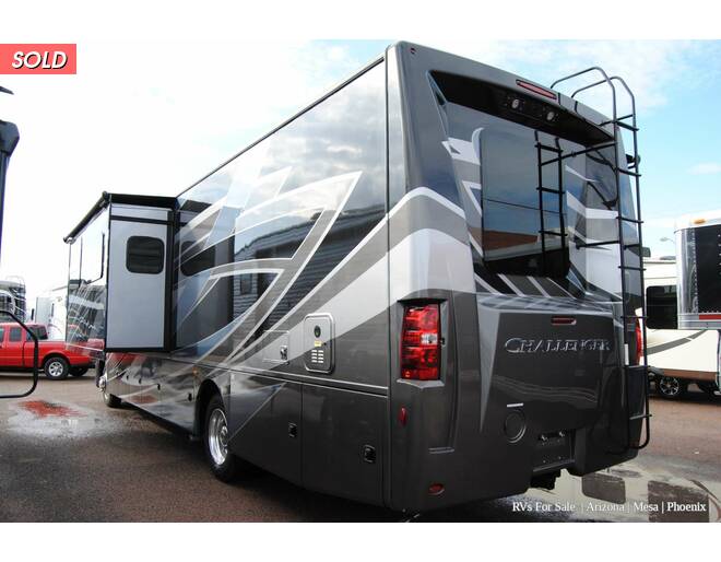 2023 Thor Challenger Ford F-53 35MQ Class A at Luxury RV's of Arizona STOCK# M182 Photo 6