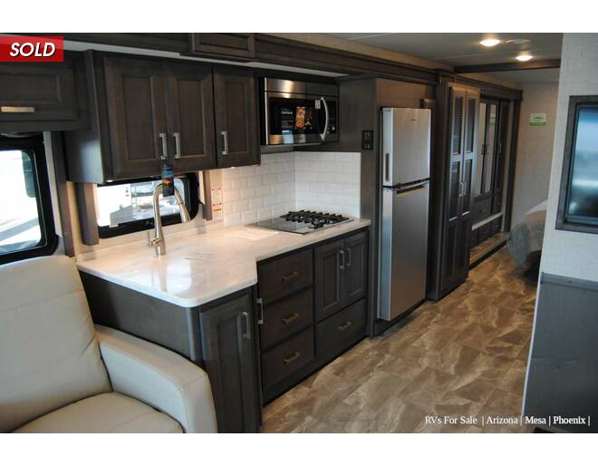 2023 Thor Challenger Ford F-53 35MQ Class A at Luxury RV's of Arizona STOCK# M182 Photo 14