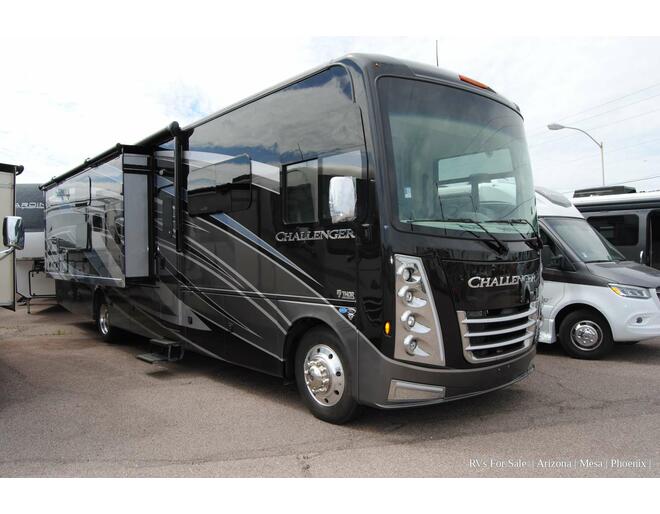 2023 Thor Challenger Ford 37DS Class A at Luxury RV's of Arizona STOCK# M186 Photo 3