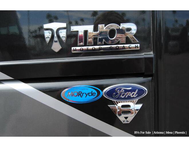2023 Thor Challenger Ford F-53 37DS Class A at Luxury RV's of Arizona STOCK# M186 Photo 4